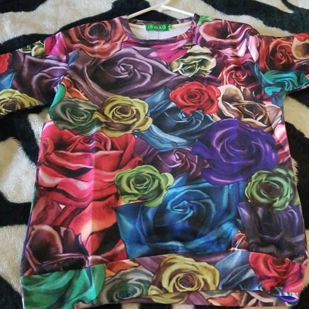3D Rose print sweatshirt Size XL